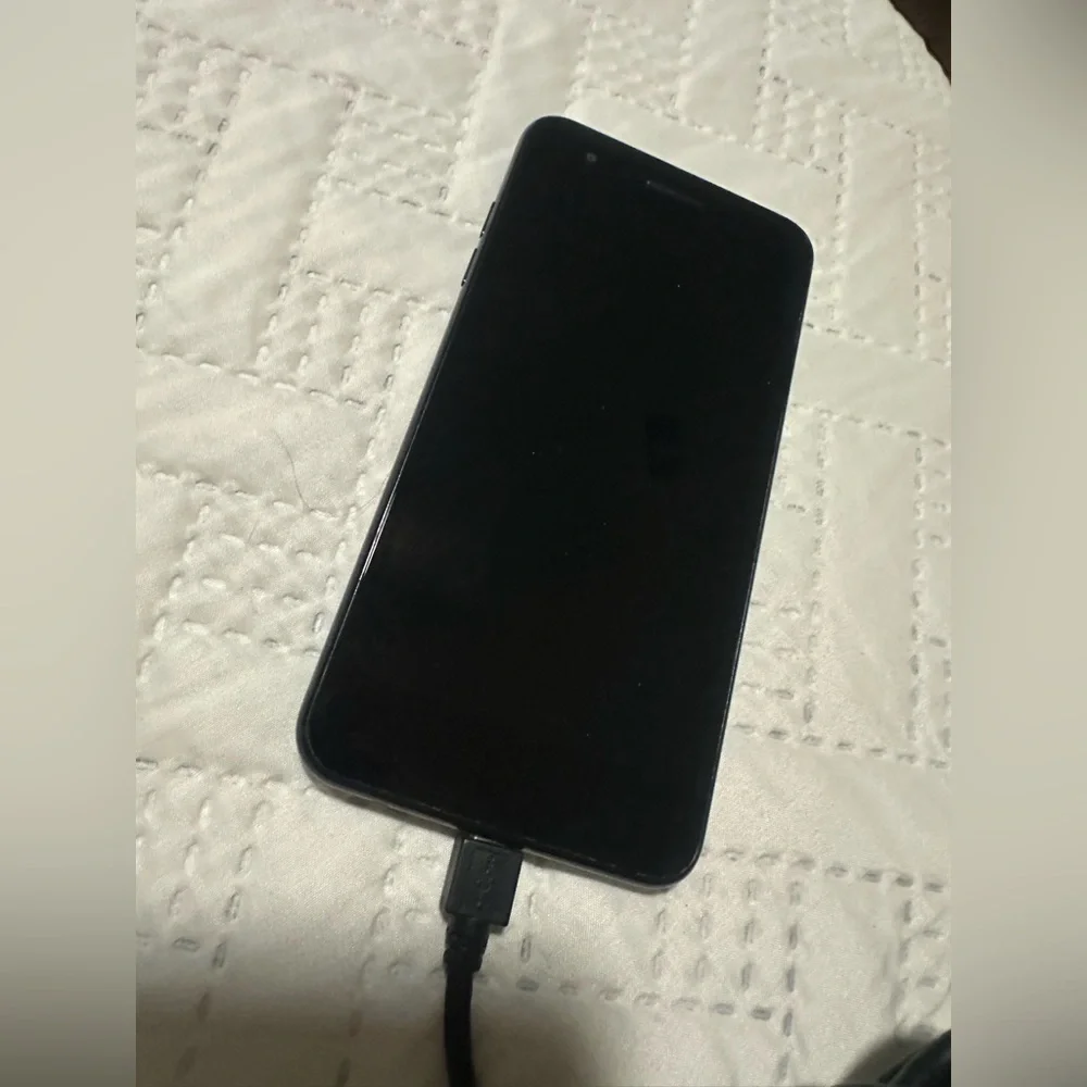 LG Smartphone with USB Charger - Black